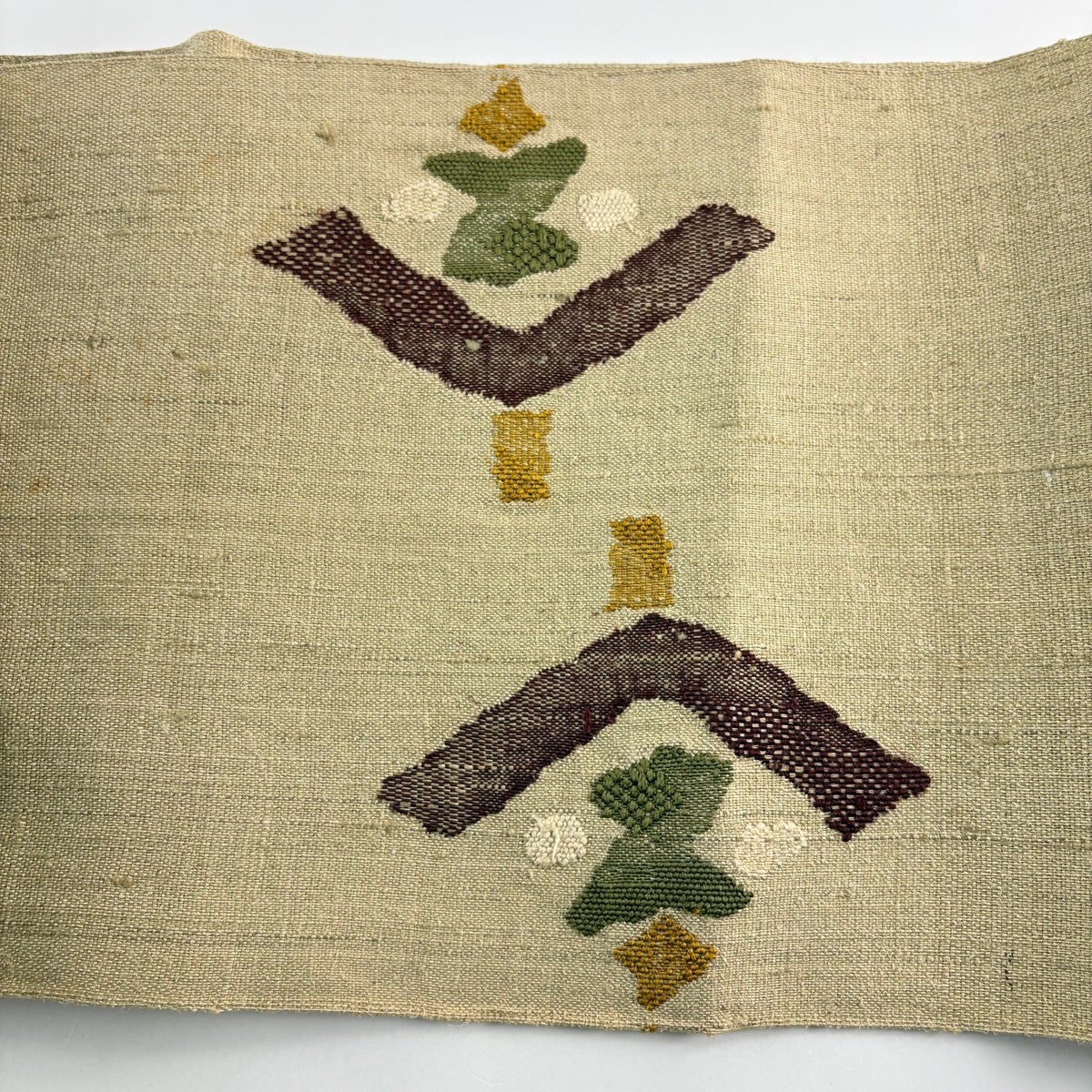 名古屋帯 秀品 松葉仕立て 八寸名古屋帯 紬地 幾何学模様 薄茶色 正絹