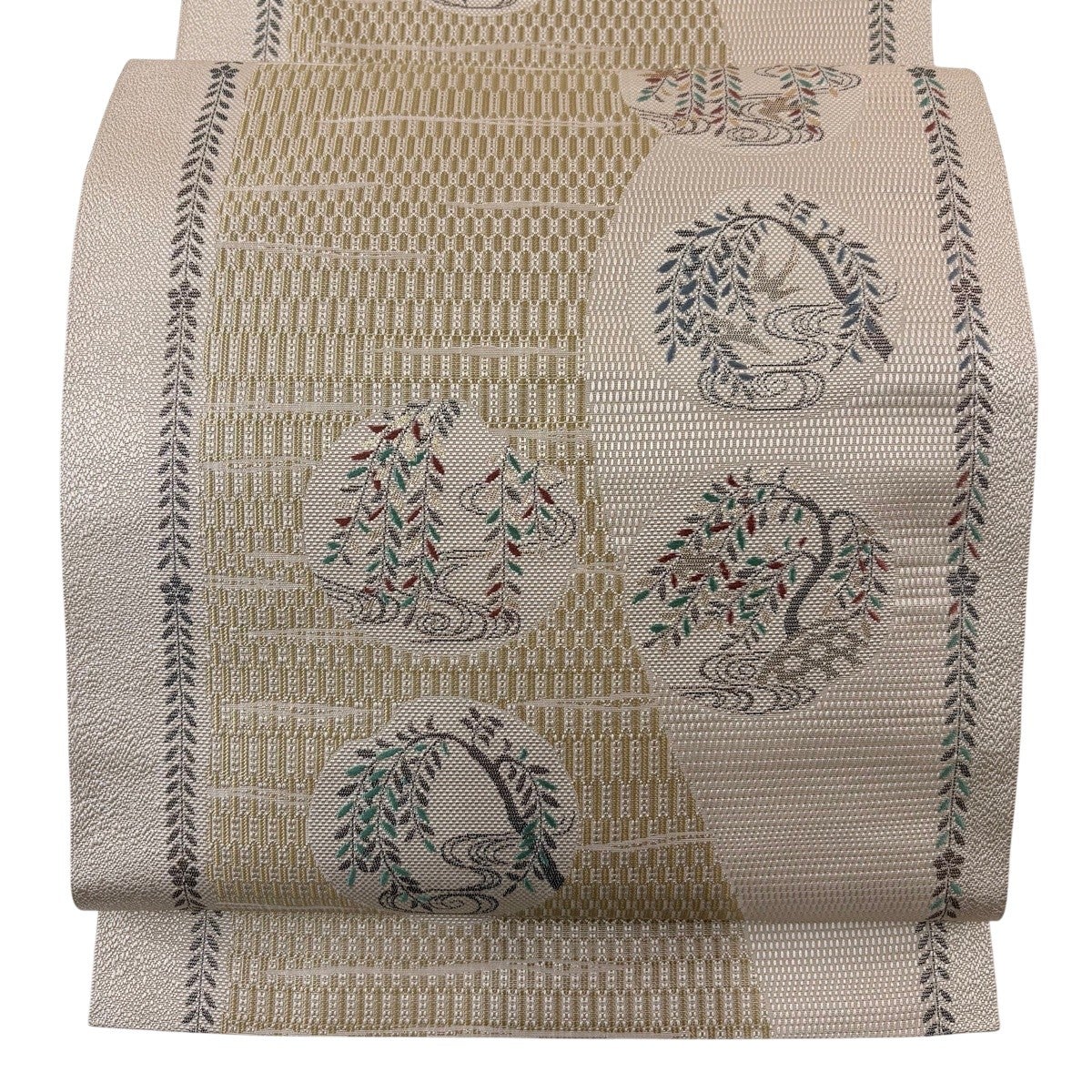 美品】 名古屋帯 秀品 松葉仕立て 八寸名古屋帯 紬地 柳 観世水 箔