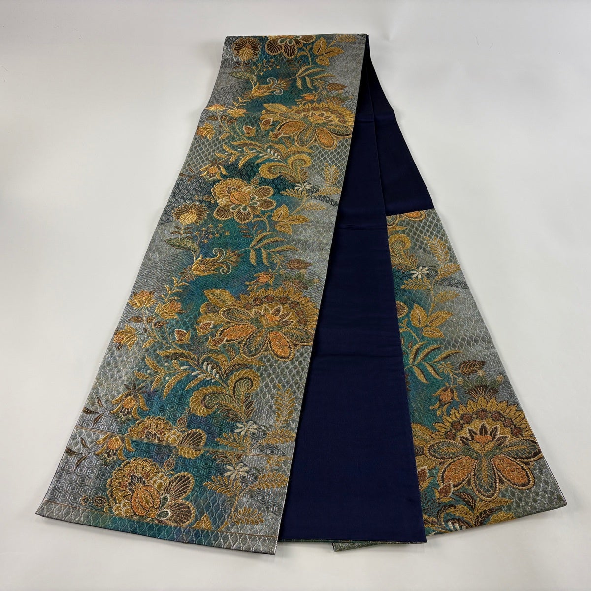袋帯 秀品 関西仕立て 草花 亀甲 箔 金糸 青緑 六通 正絹｜中古・古着