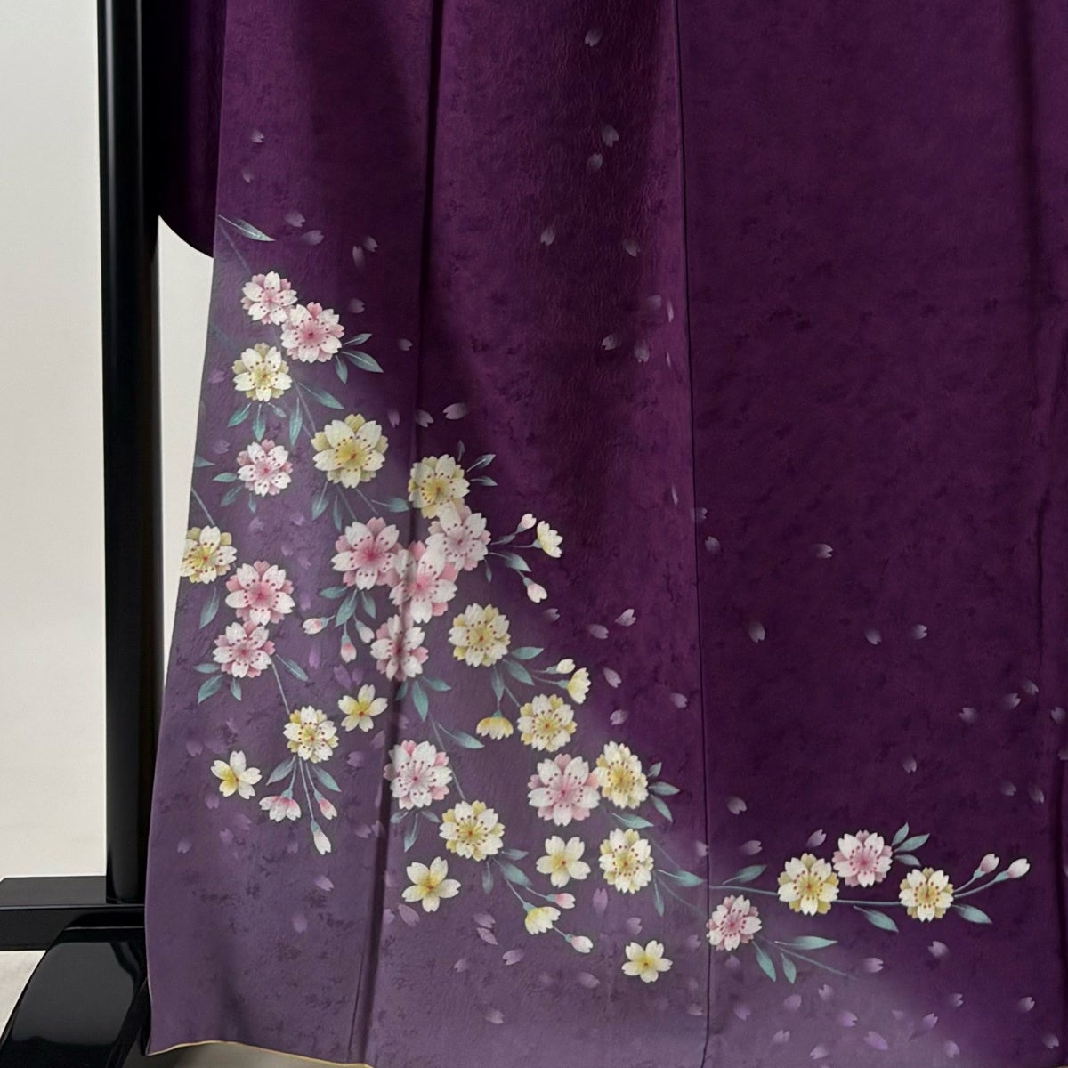 振袖 身丈166.5cm 裄丈70cm L 袷 鈴乃屋 桜 花びら 染め分け ぼかし 紫