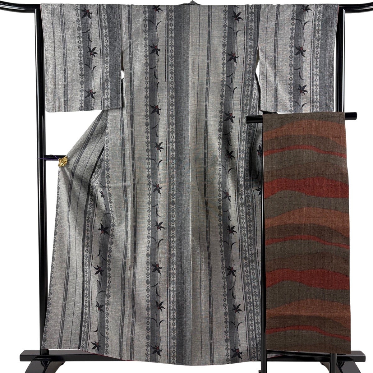 美品】 紬 身丈160cm 裄丈64cm M 袷 名古屋帯セット 草木染 草花 縞