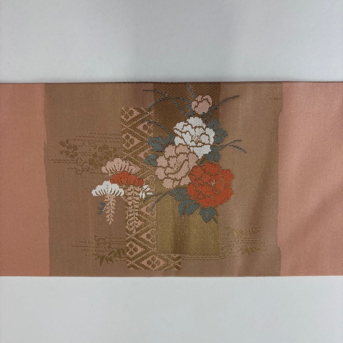 名古屋帯 優品 鴛鴦 草花 箔 ピンクベージュ 正絹｜中古・古着