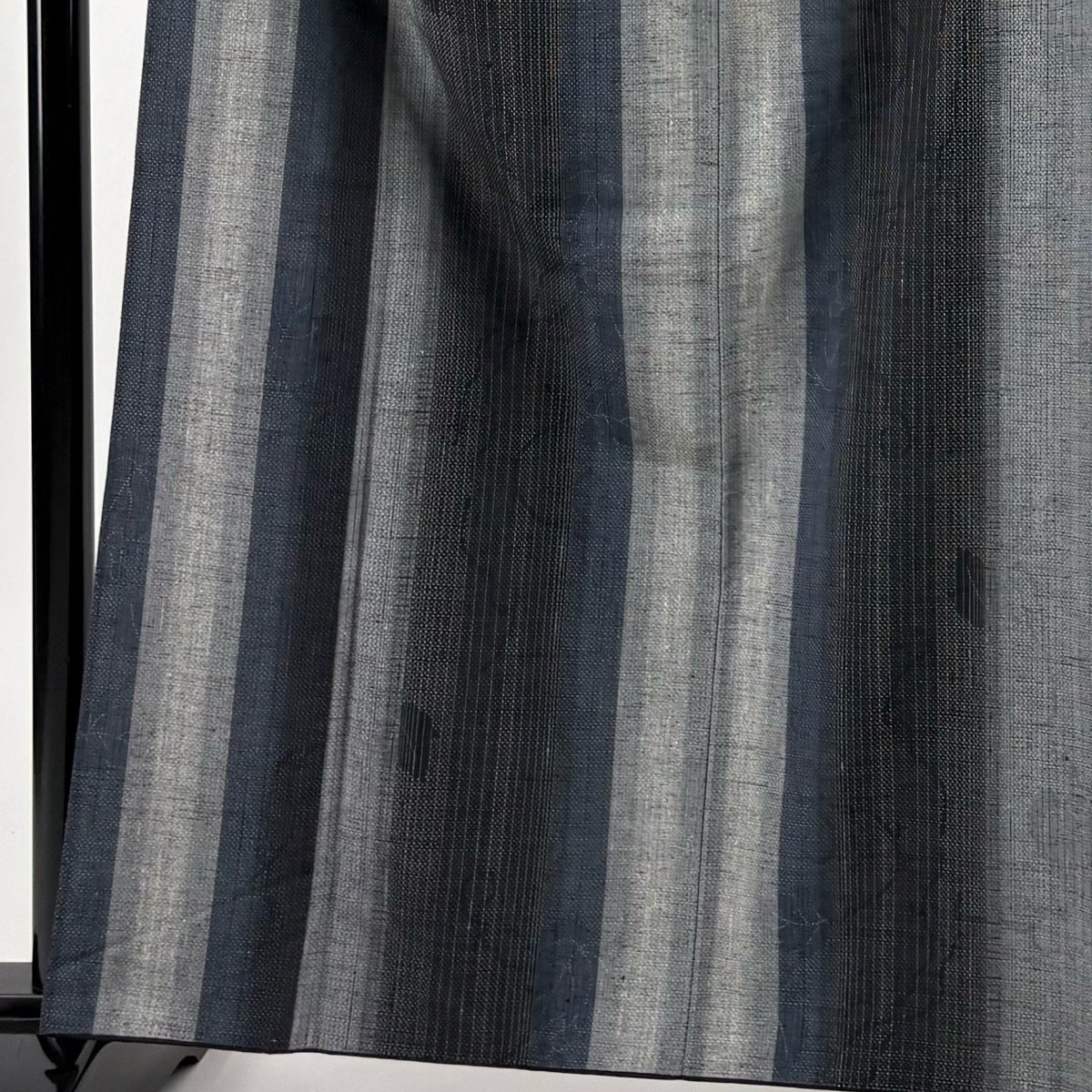 紬 身丈162cm 裄丈65cm M 袷 葡萄 縦縞 青灰色 正絹 秀品｜中古・古着