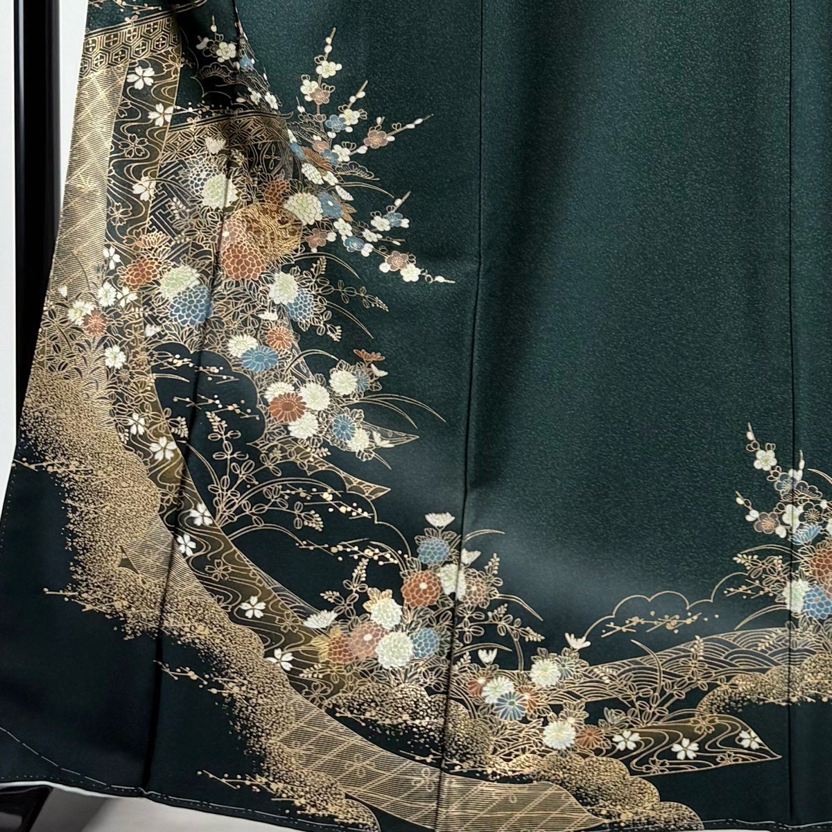 美品】 付下げ 身丈164.5cm 裄丈66.5cm M 袷 文箱 秋草 金彩 ぼかし