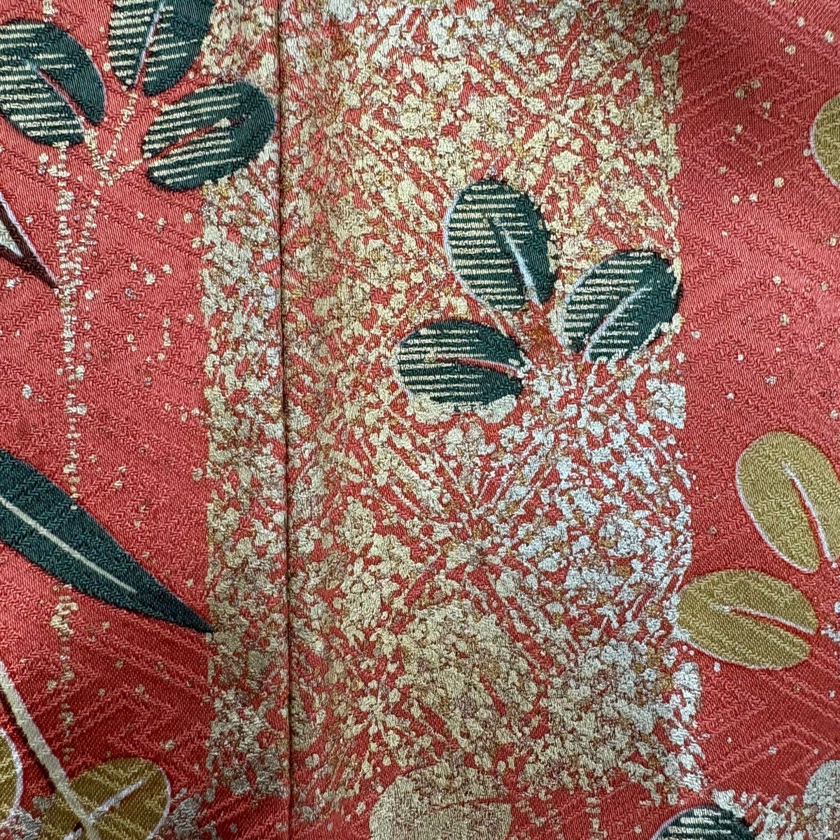 振袖 身丈169.5cm 裄丈67.5cm L 袷 蝶 桜 金銀彩 金糸 サーモンピンク