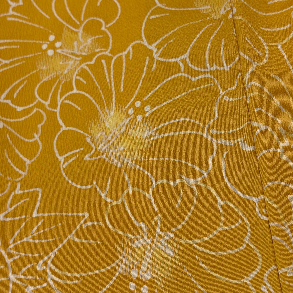 美品】 小紋 身丈160cm 裄丈63.5cm S 袷 花 山吹色 正絹 優品｜中古