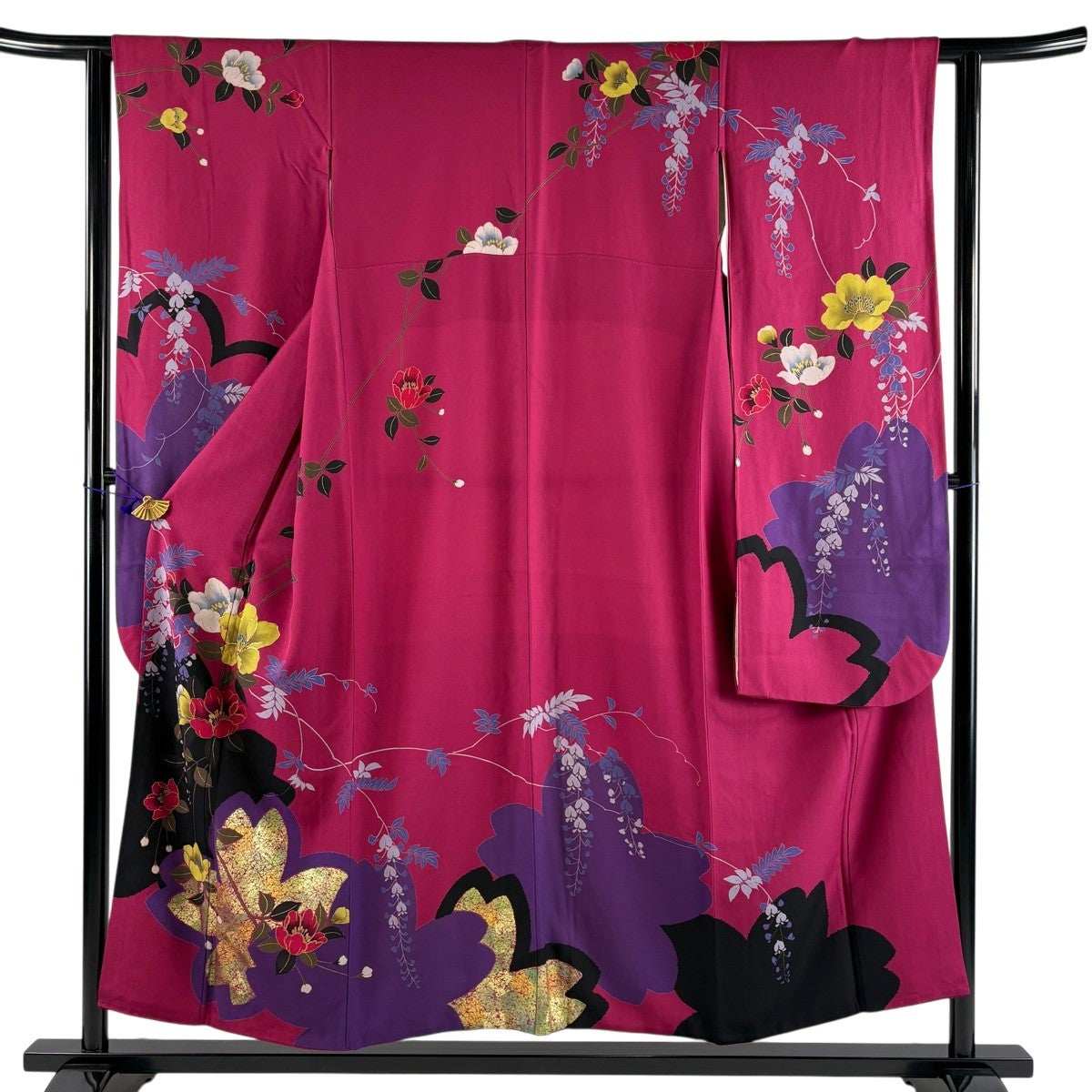 正絹絞り振袖 赤紫花柄　身丈155cm 振袖 身丈154cm 裄丈62cm S 袷 桜 枝花 金彩 赤紫 正絹 秀品｜中古