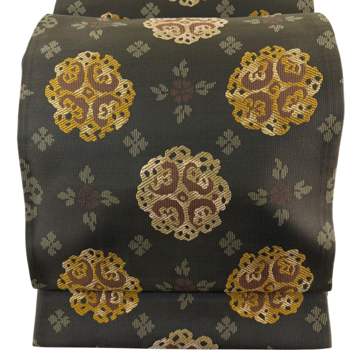 袋帯 名品 六通 正絹 【中古】 袋帯 名品 六通 正絹 【中古】の通販 by バイセル ラクマ店｜ラクマ