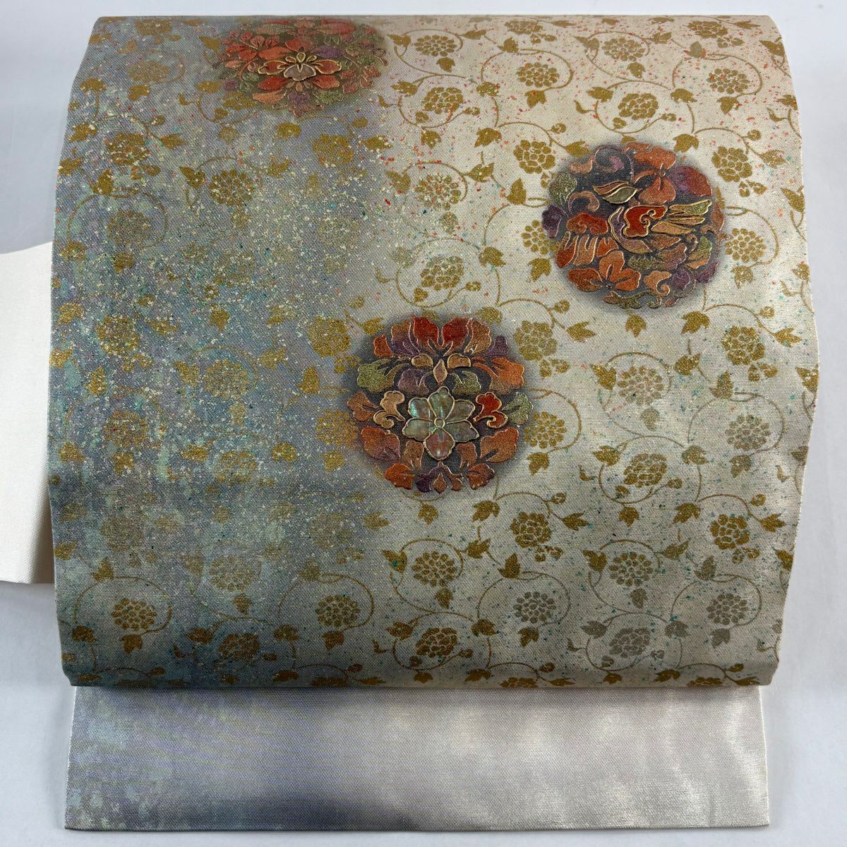 在庫一掃】 名古屋帯 秀品 花唐草 ヱ霞 螺鈿 金彩 銀色 正絹｜中古