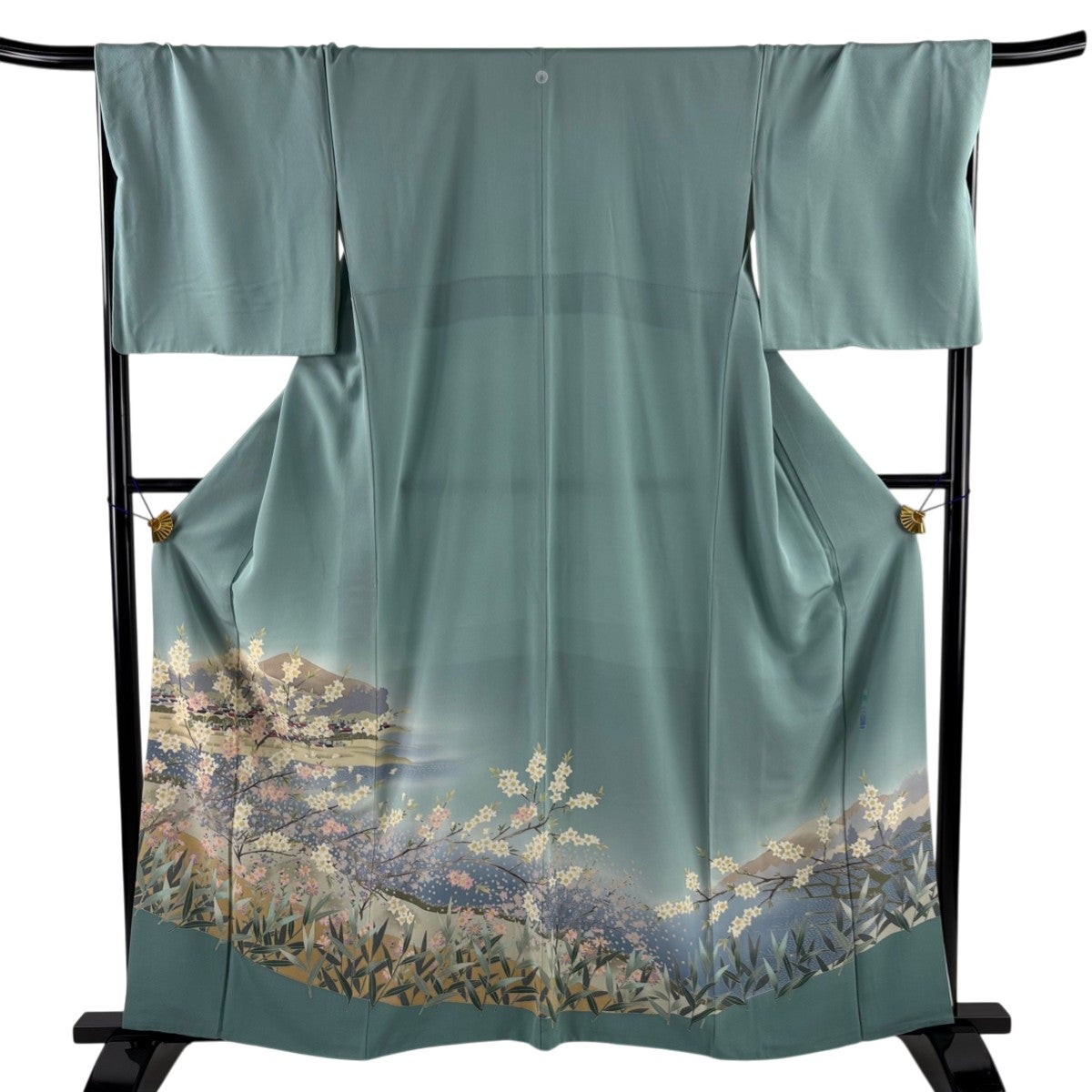 色留袖 身丈155.5cm 裄丈64.5cm 正絹 名品 【中古】 色留袖 身丈155cm 裄丈65.5cm M 袷 華文 道長取 金彩 ベージュ 正絹 秀