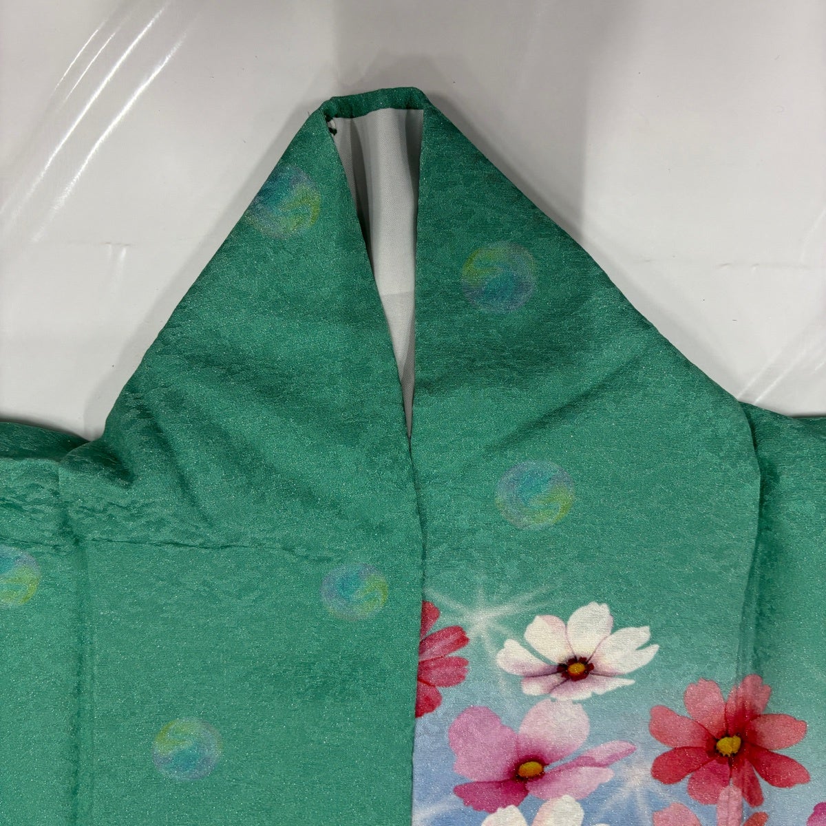 美品】 振袖 身丈174cm 裄丈70cm L 袷 Moe 落款あり 草花 蝶 銀通し