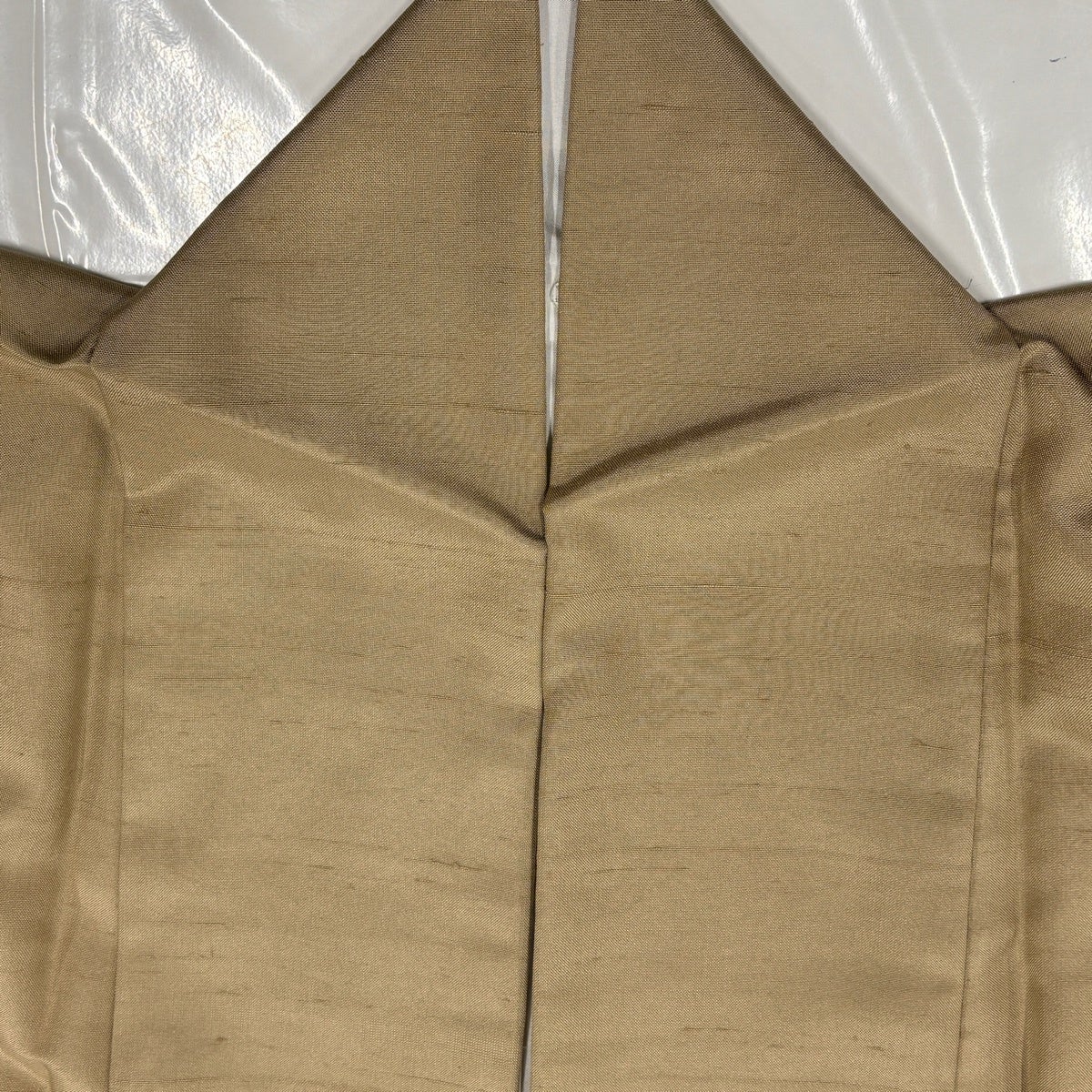 美品】 付下げ 身丈159cm 裄丈64.5cm M 袷 紬地 うさぎ 霞 絞り 薄茶色