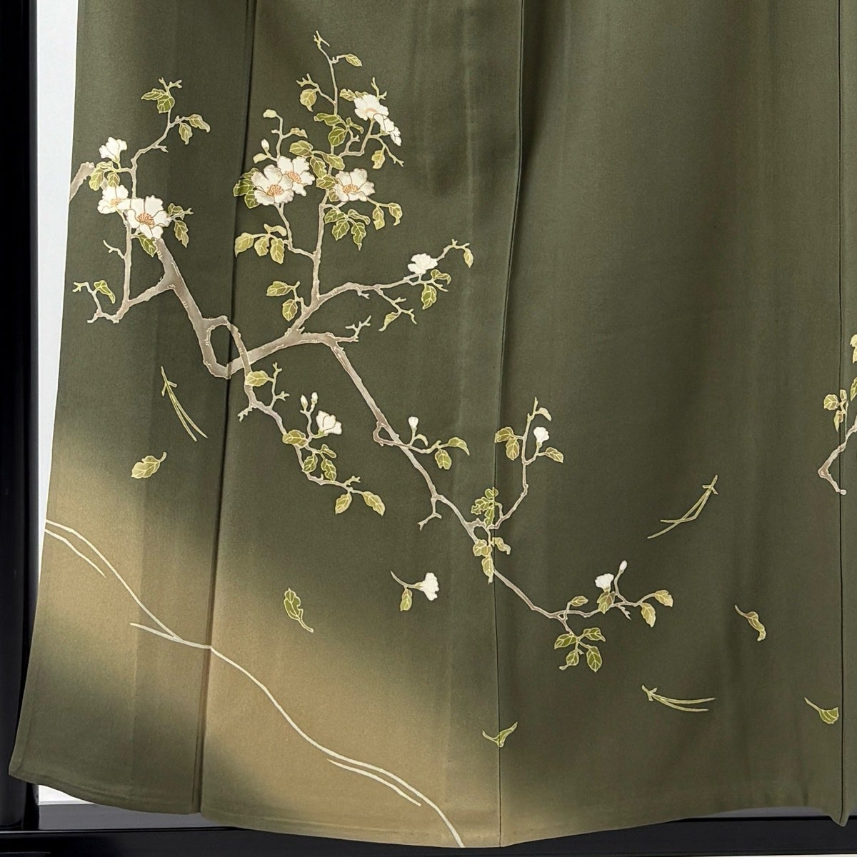 付下げ 身丈156cm 裄丈62cm S 単衣 枝花 金彩 ぼかし 茶緑色 正絹 秀品