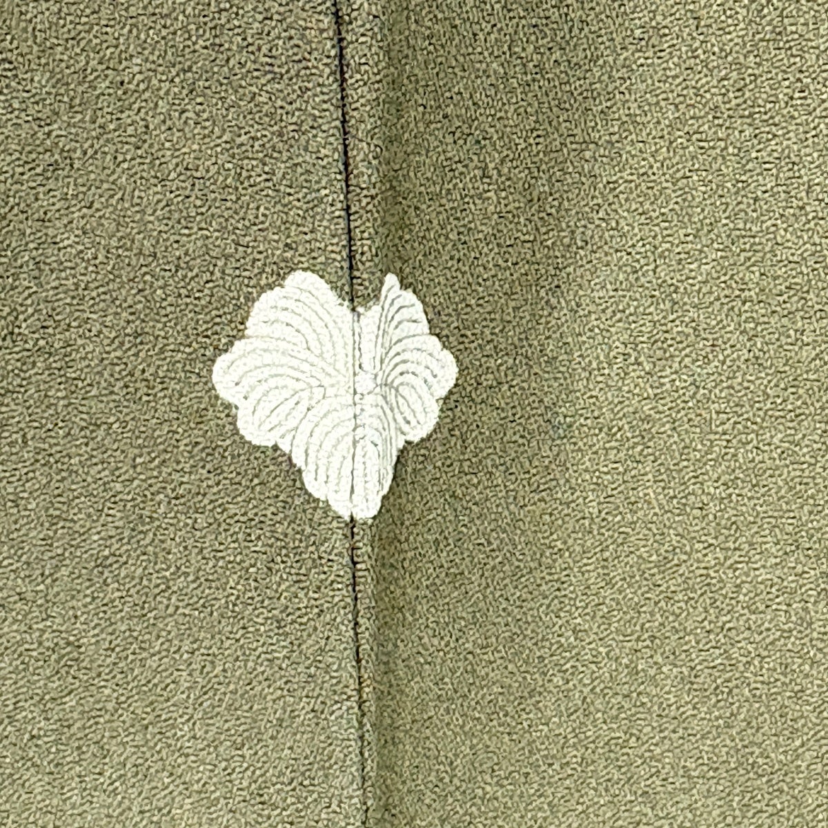 付下げ 身丈156cm 裄丈62cm S 単衣 枝花 金彩 ぼかし 茶緑色 正絹 秀品