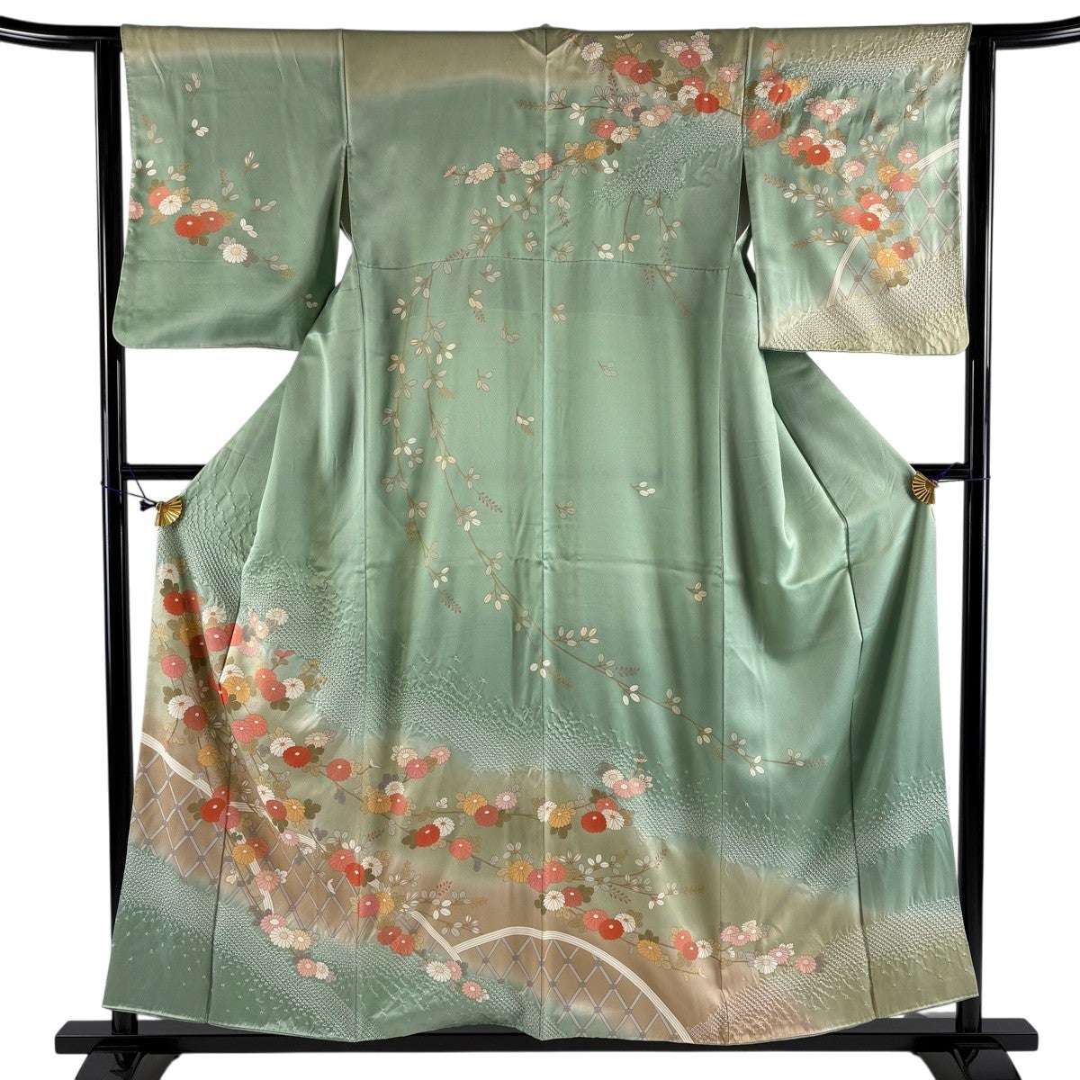 購入者ページ◆木綿◆仕付◆総手絞り◆裄63.5丈157.5 訪問着 身丈157.5cm 裄丈62.5cm S 袷 菊 間垣 金彩 絞り 薄緑 正絹 秀