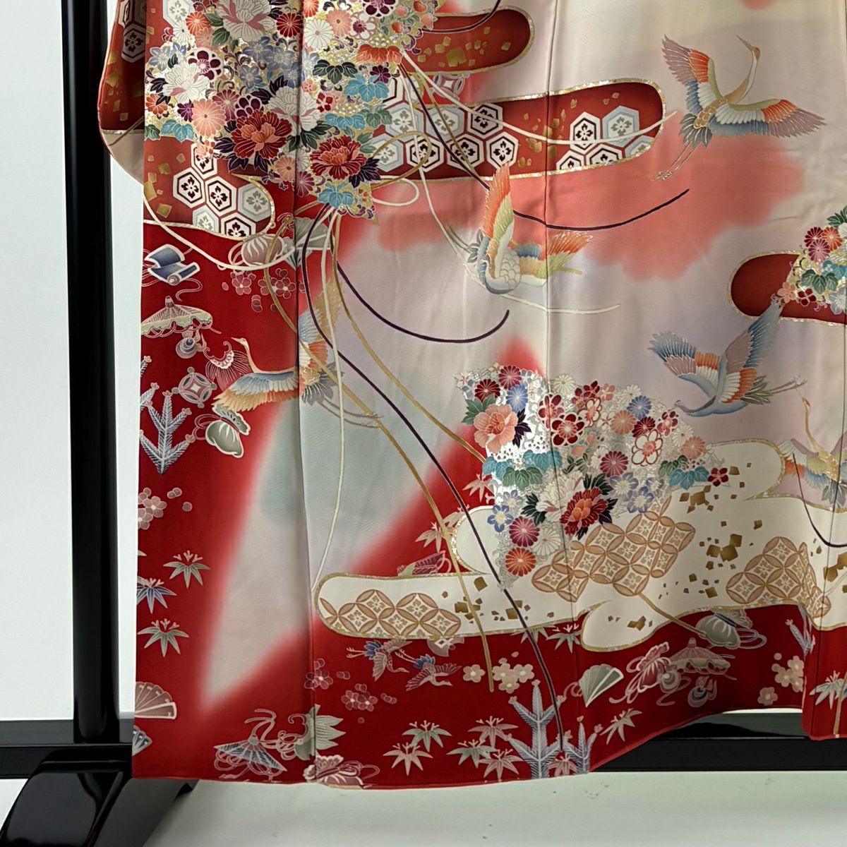70%OFF 振袖 身丈158.5cm 裄丈64cm M 袷 花扇 鶴 金銀彩 染め分け 赤