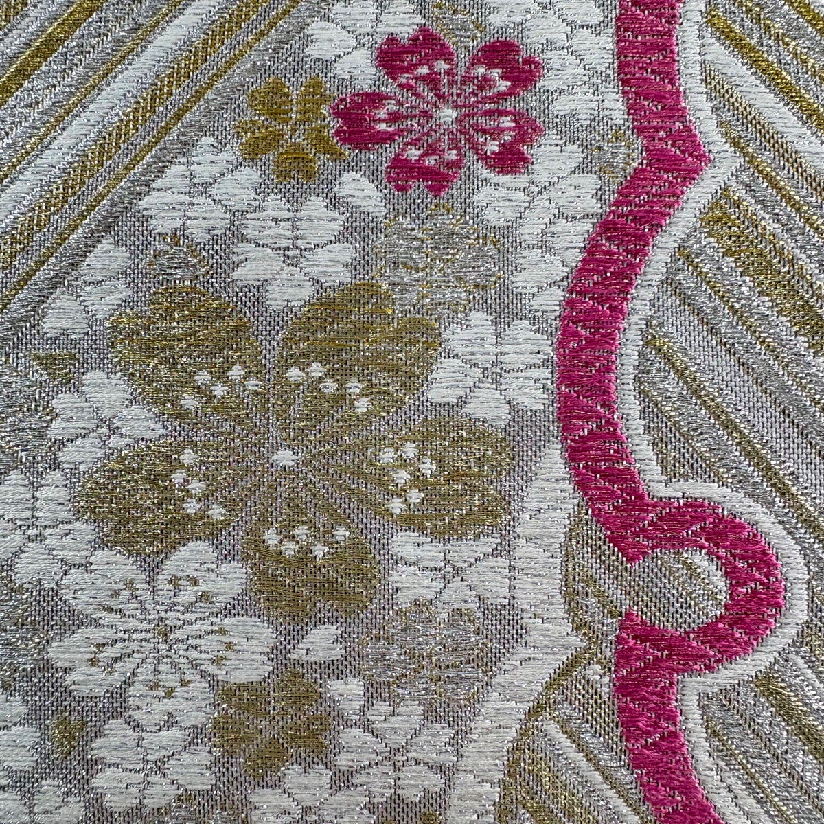 袋帯 秀品 桜 雪輪 金銀糸 箔 銀色 六通 正絹｜中古・古着・リサイクル