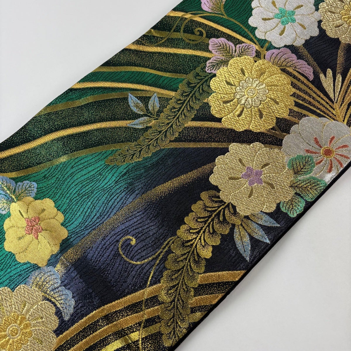美品】 袋帯 秀品 草花 若松 金銀糸 箔 緑 六通 正絹｜中古・古着