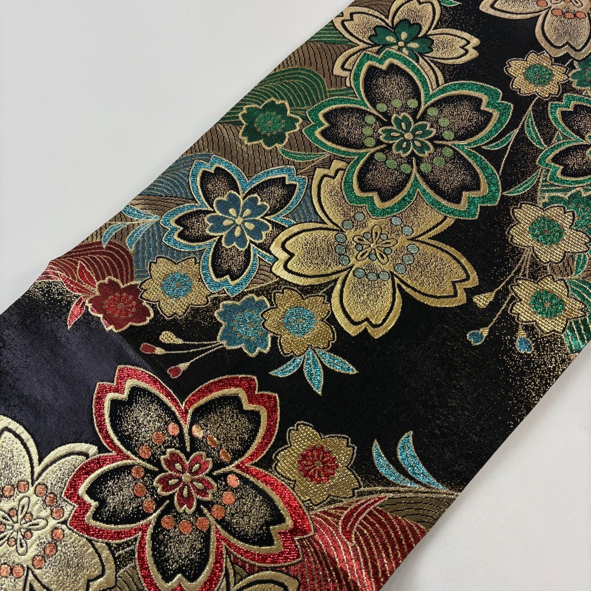 美品】 袋帯 秀品 粋聖 振袖向き 桜 金糸 箔 黒 六通 正絹｜中古・古着