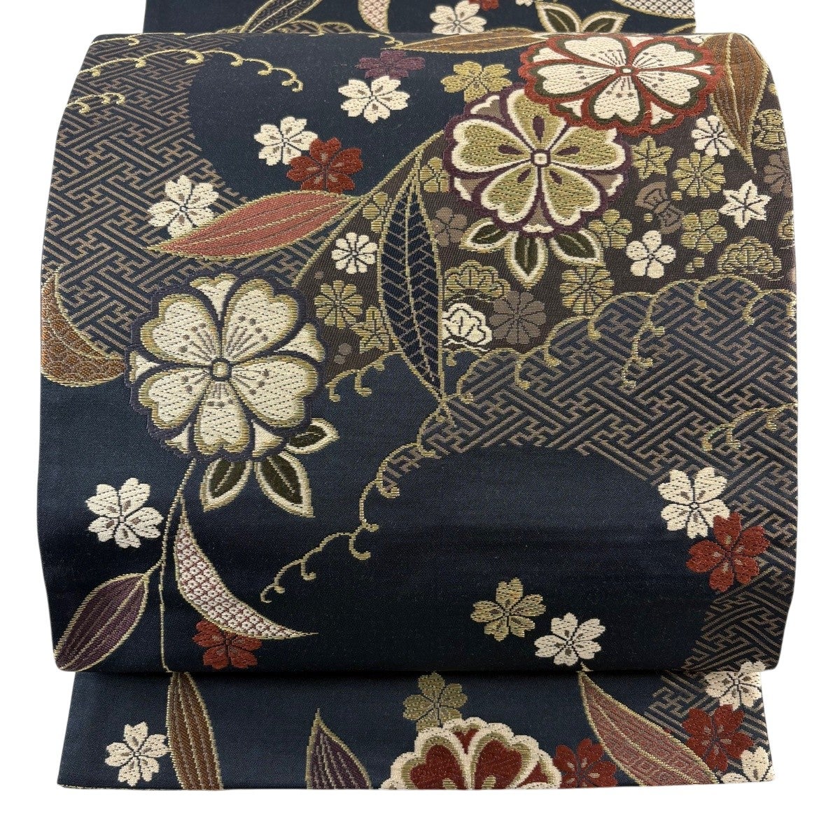 袋帯 秀品 桜 波頭 金糸 唐織 黒 六通 正絹｜中古・古着・リサイクル