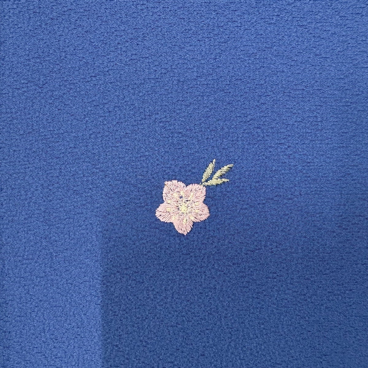 小紋 身丈155cm 裄丈66cm M 袷 桜 刺繍 青 正絹 秀品｜中古・古着