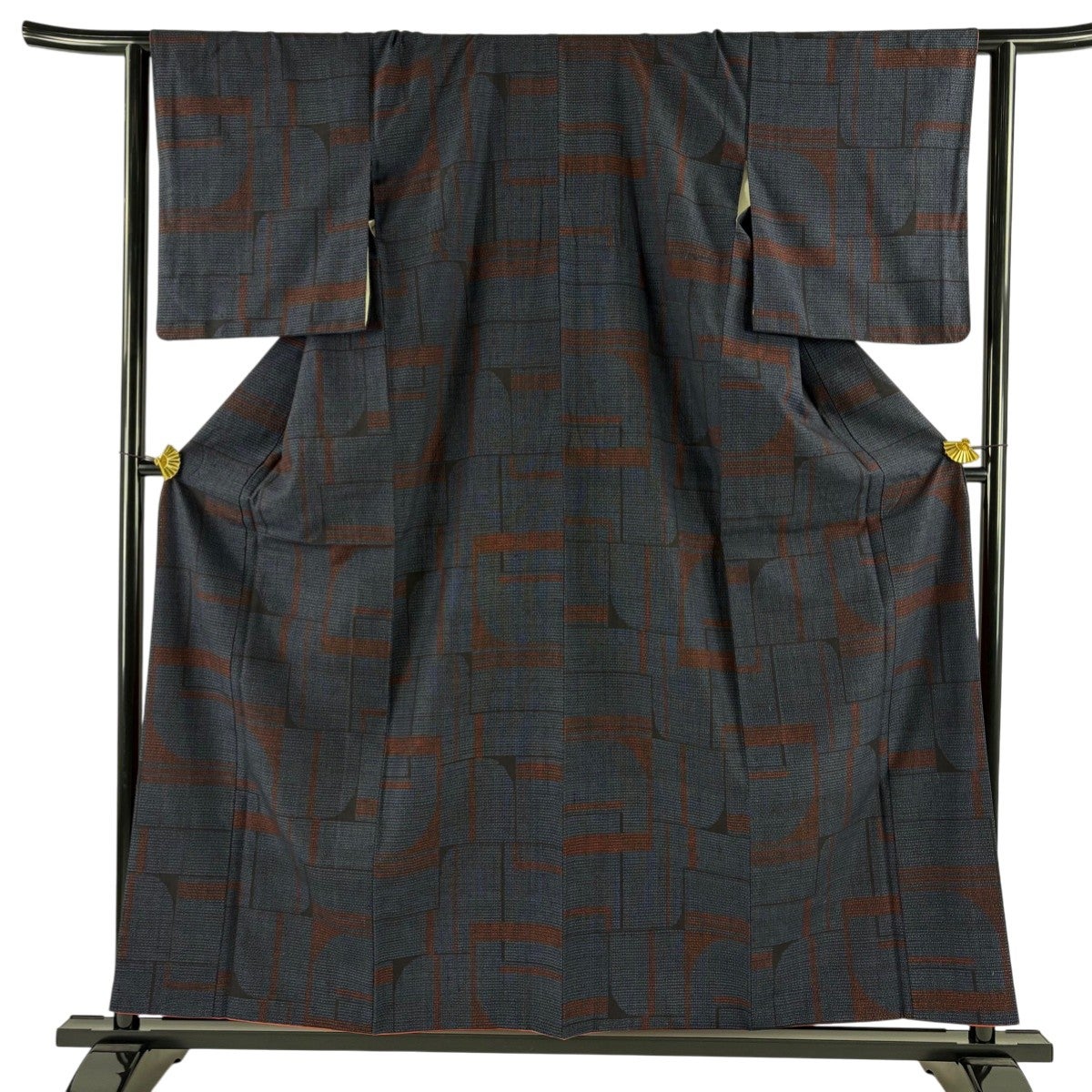 結城紬 身丈160.5cm 裄丈67cm 正絹 逸品 【中古】 美品】 結城紬 身丈160cm 裄丈66cm 正絹 逸品 【中古】の通販 by
