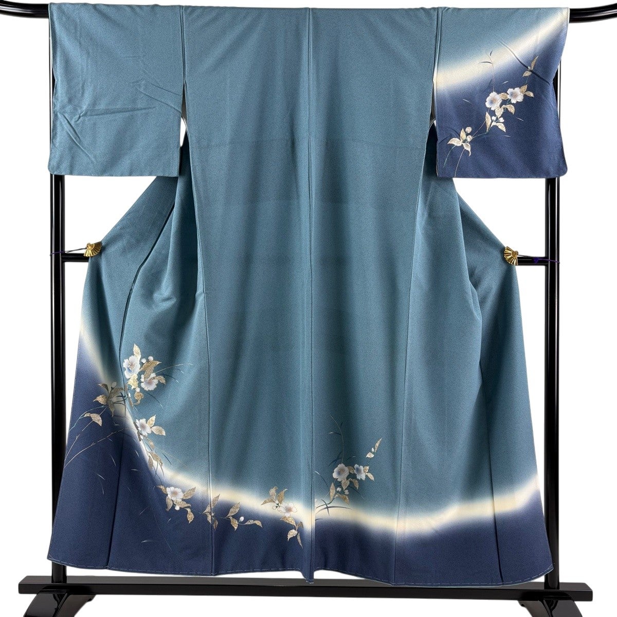 未着用に近い！単衣＊水色＆春秋花＊金駒刺繡入り＊高級＊訪問着＊１６０ｃｍ＊裄６８ 付下げ 身丈154cm 裄丈68cm L 袷 草花 金銀彩 ぼかし 青灰色 正絹 秀品