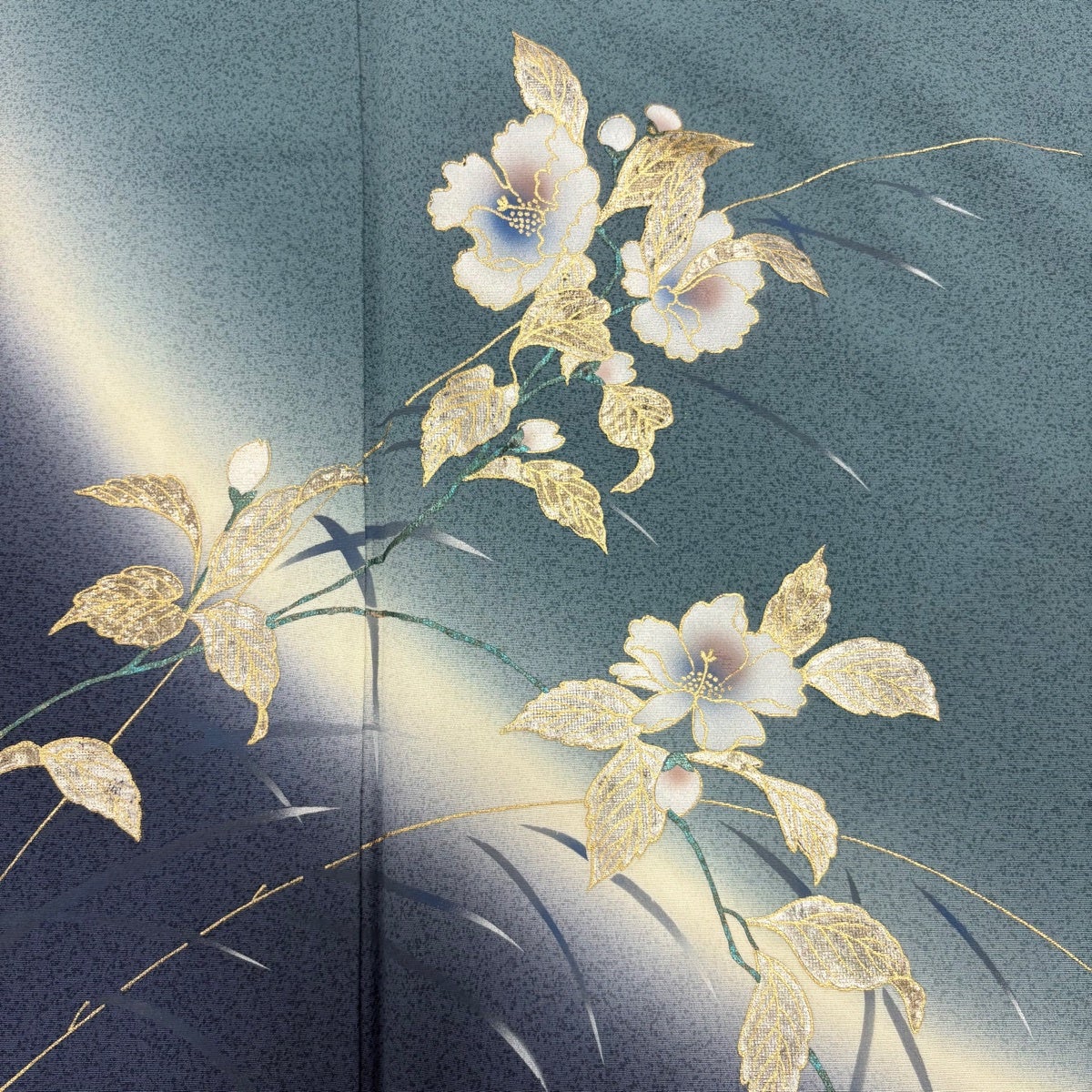 付下げ 身丈154cm 裄丈68cm L 袷 草花 金銀彩 ぼかし 青灰色 正絹 秀品