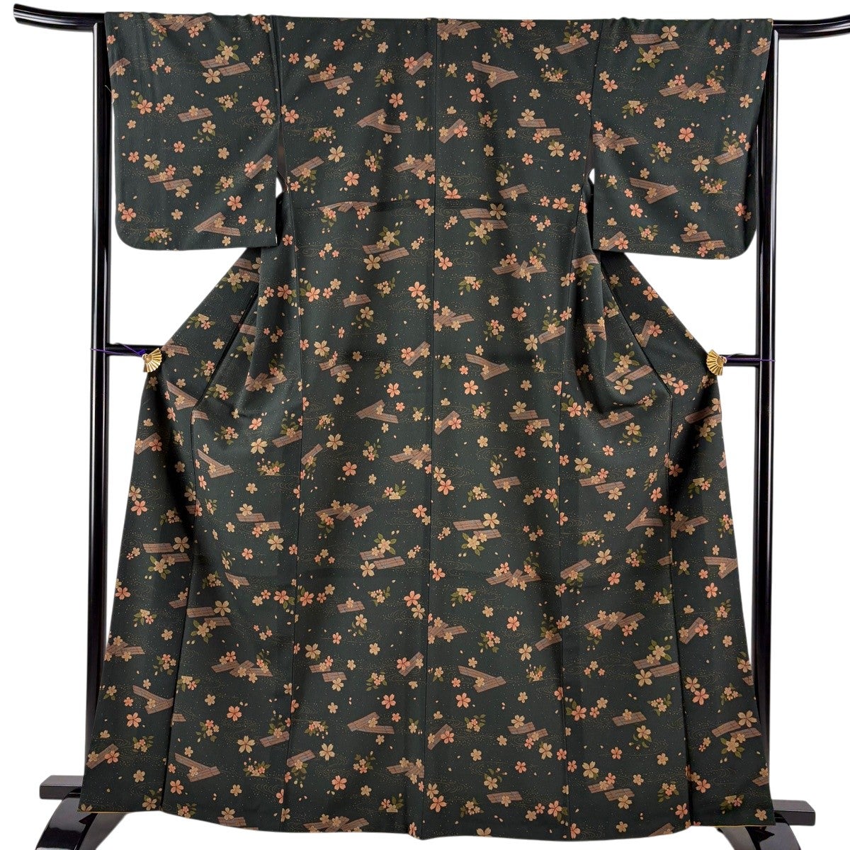 30%OFF 【美品】 小紋 身丈168cm 裄丈66cm M 袷 洗える着物 桜 縦縞