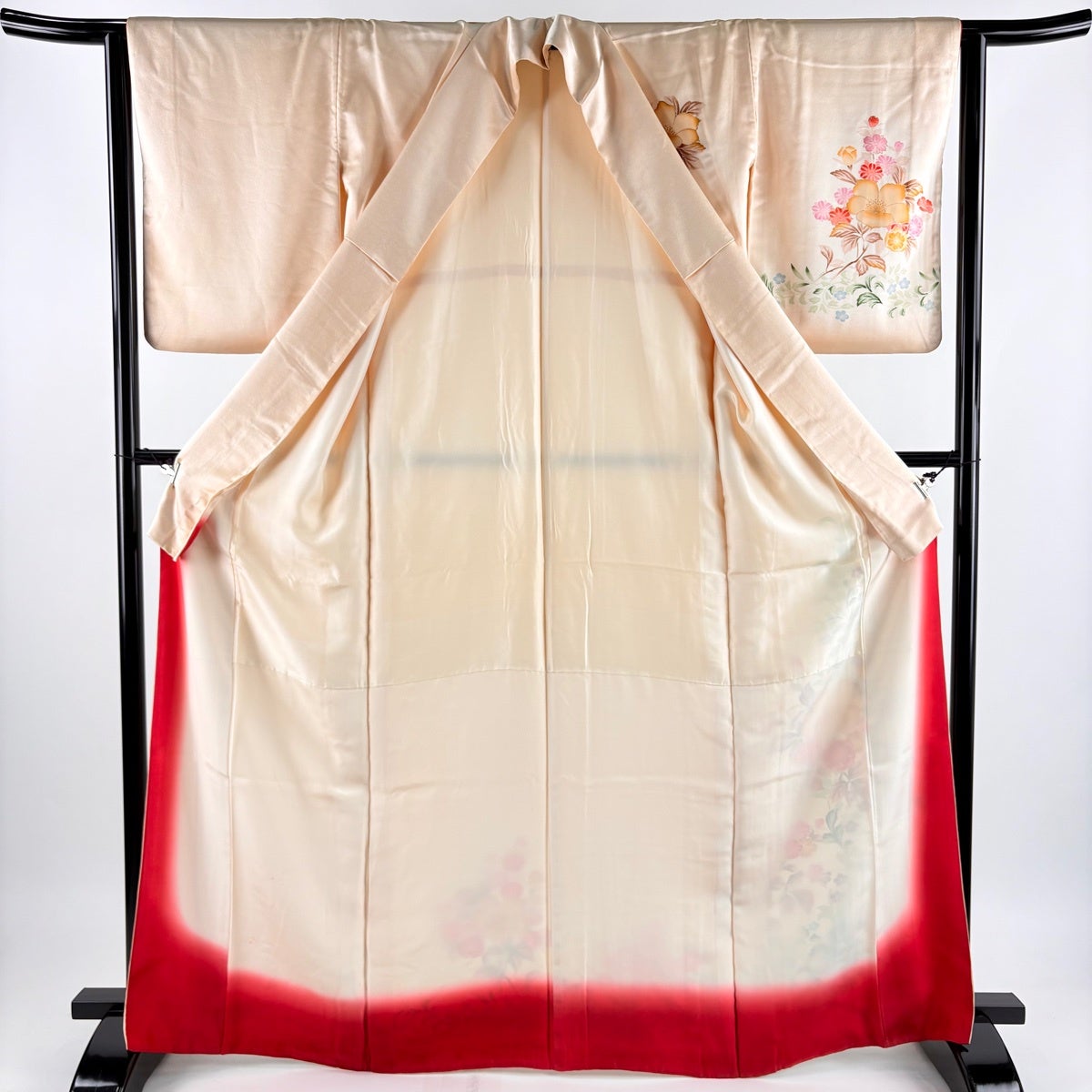付下げ 身丈167cm 裄丈64cm M 袷 枝花 草花 金彩 ベージュ 正絹 秀品