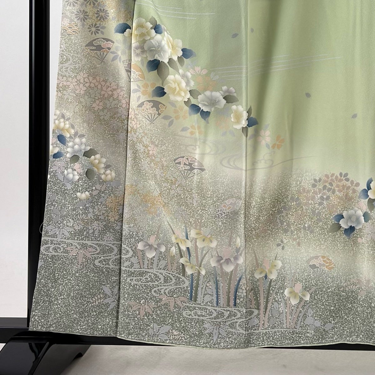 訪問着 身丈158.5cm 裄丈66cm M 袷 草花 扇 金銀彩 ぼかし 薄緑 正絹