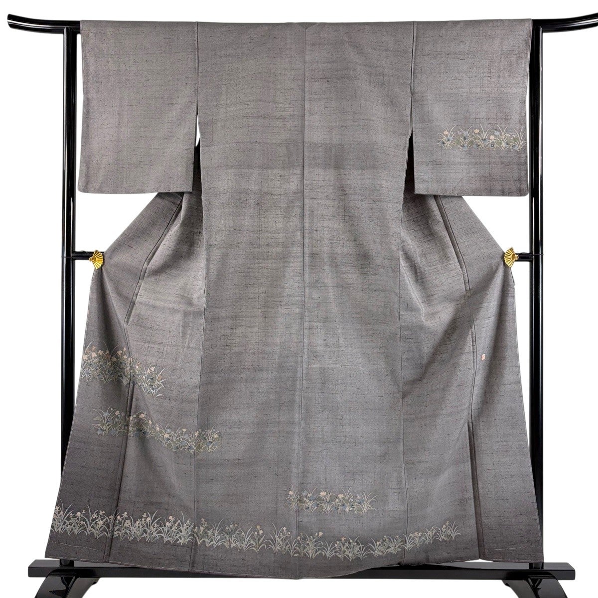 着用少ない！美品＊単衣＊筋紬＊灰藤色＊上品＆気品あり＊着物＊１５９ｃｍ＊裄６５ 美品】 付下げ 身丈159cm 裄丈62.5cm S 袷 落款あり 草花 紬地 灰色