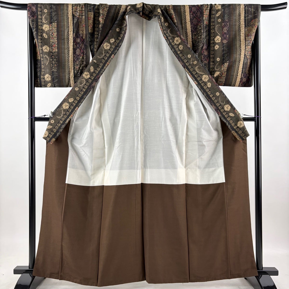 美品】 小紋 身丈163.5cm 裄丈67.5cm L 袷 吉澤与市 証紙あり 糸巻き