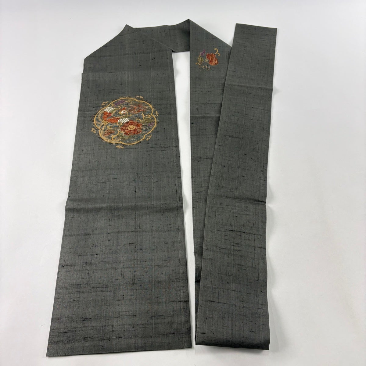 名古屋帯 秀品 紬地 鳳凰 花唐草 金彩 灰緑 正絹｜中古・古着