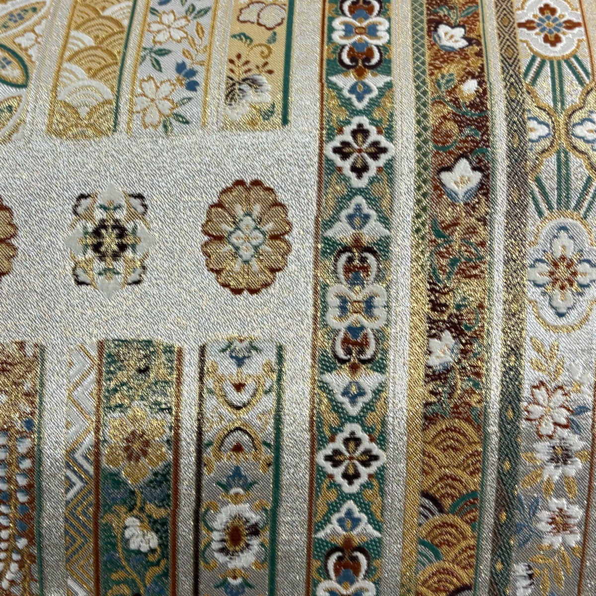 袋帯 秀品 花唐草 華文 金糸 箔 金色 六通 正絹|中古・古着 袋帯 秀品 花唐草 華文 金糸 箔 金色 六通 正絹|中古・古着