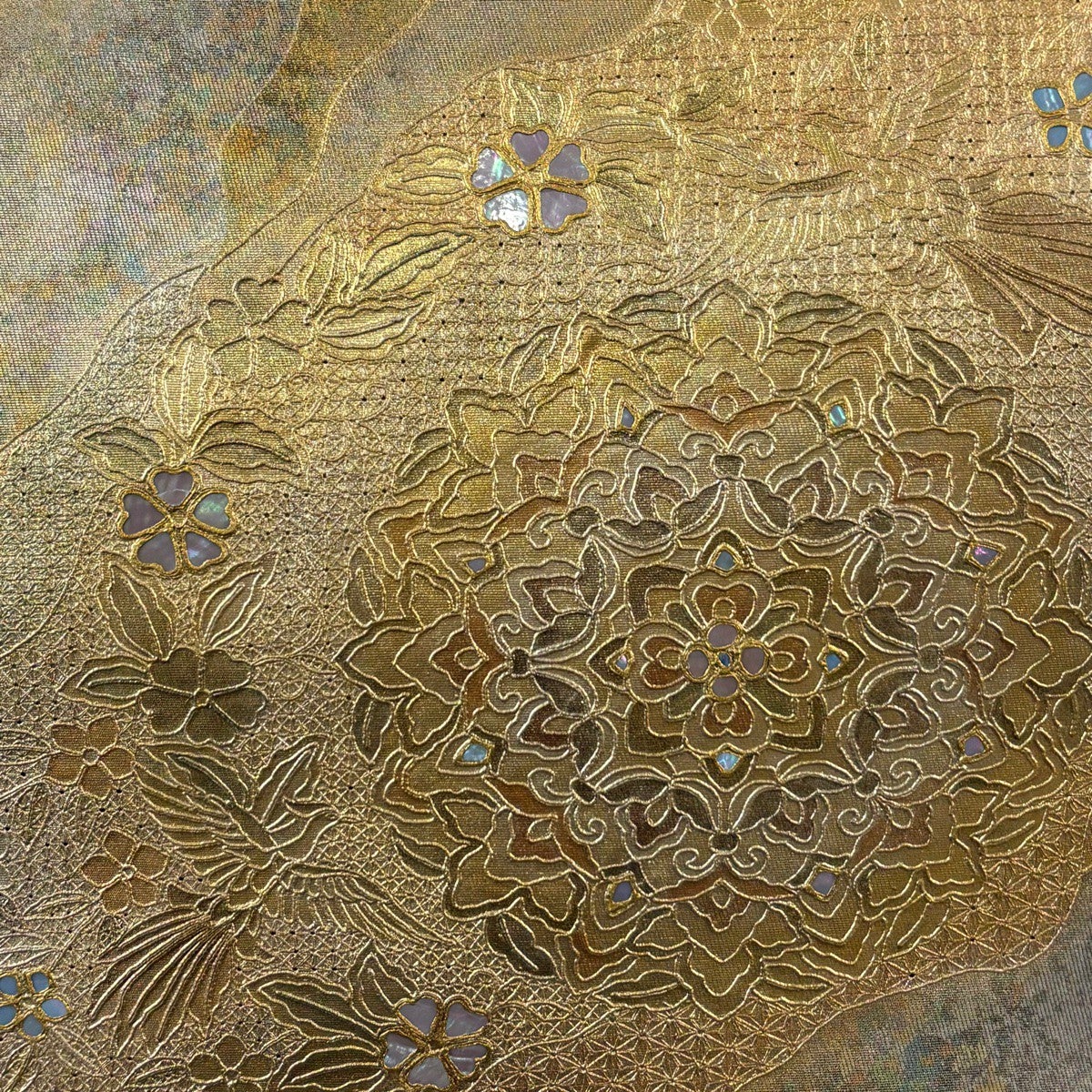美品】 袋帯 名品 華文 花鳥 螺鈿 金彩 金色 お太鼓柄 正絹｜中古