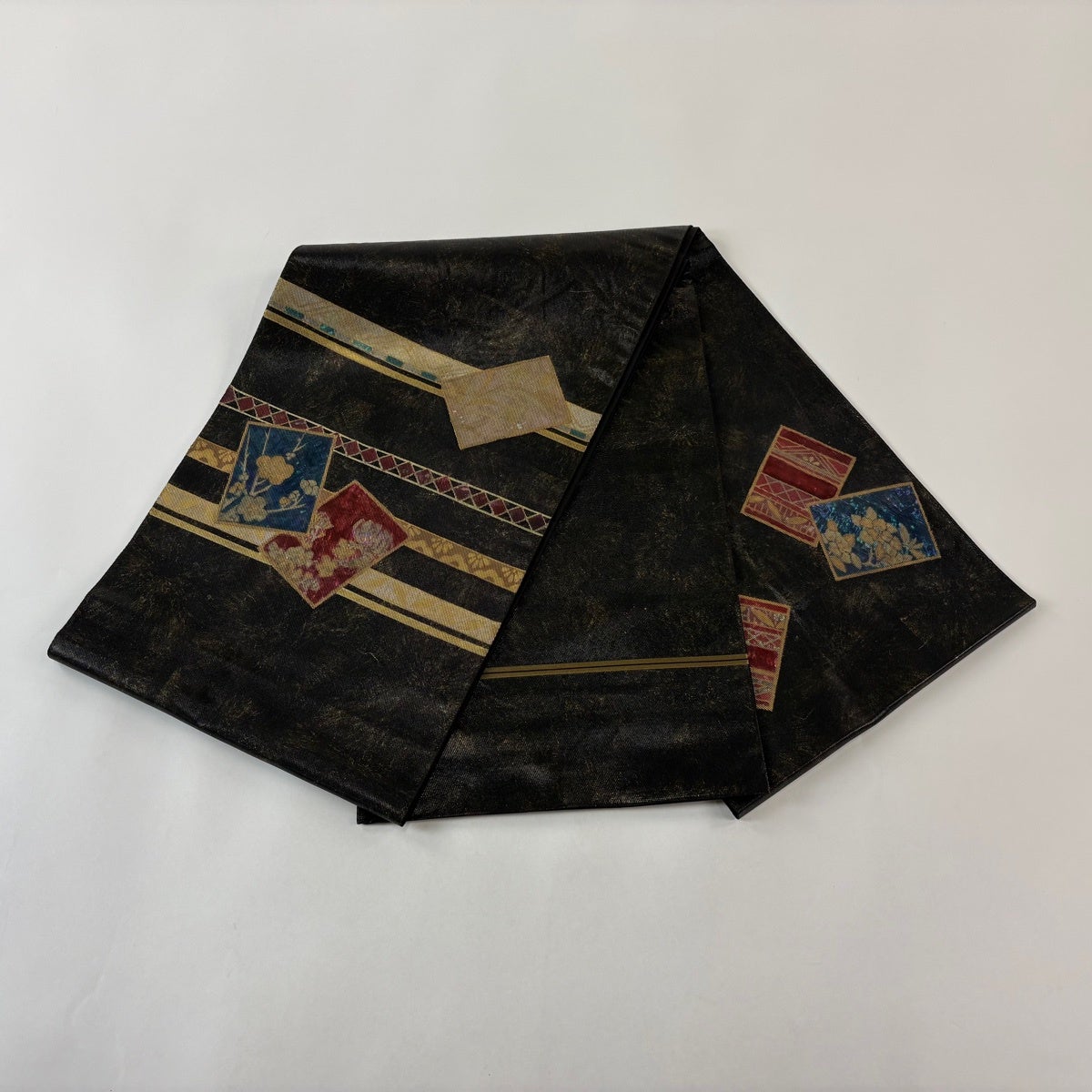 美品】 袋帯 名品 川島織物 落款あり 草花 菱 箔 螺鈿 墨色 お太鼓柄