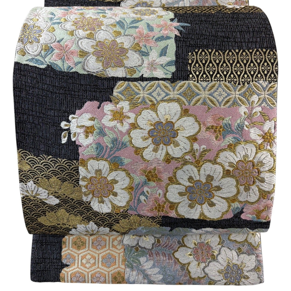 美品】 袋帯 名品 草花 青海波 箔 金銀糸 黒灰 六通 正絹｜中古・古着