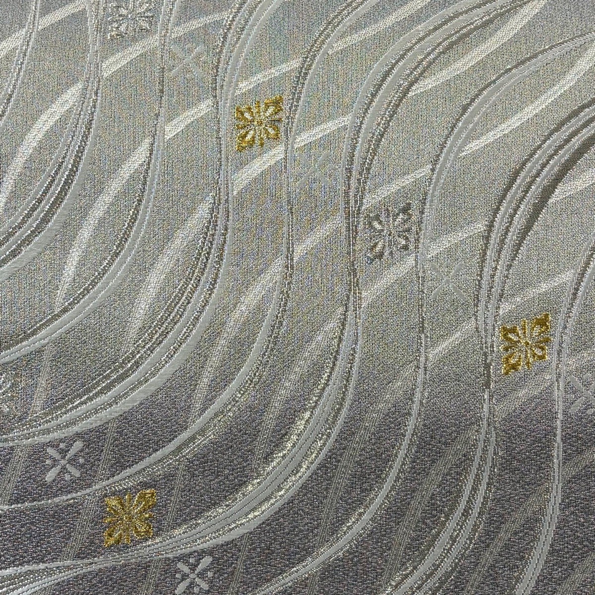 美品】 袋帯 名品 花菱 幾何学模様 金銀糸 箔 銀色 六通 正絹｜中古