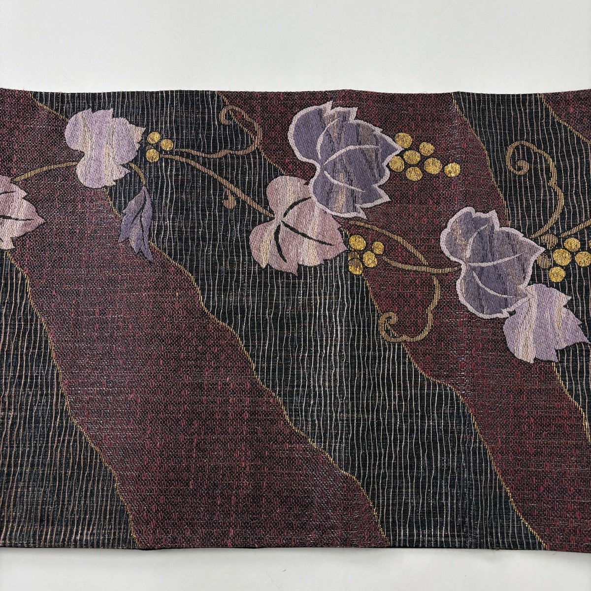 美品】 袋帯 名品 やまと パイナップル織 葡萄 よろけ縞 箔 ラメ糸 茶