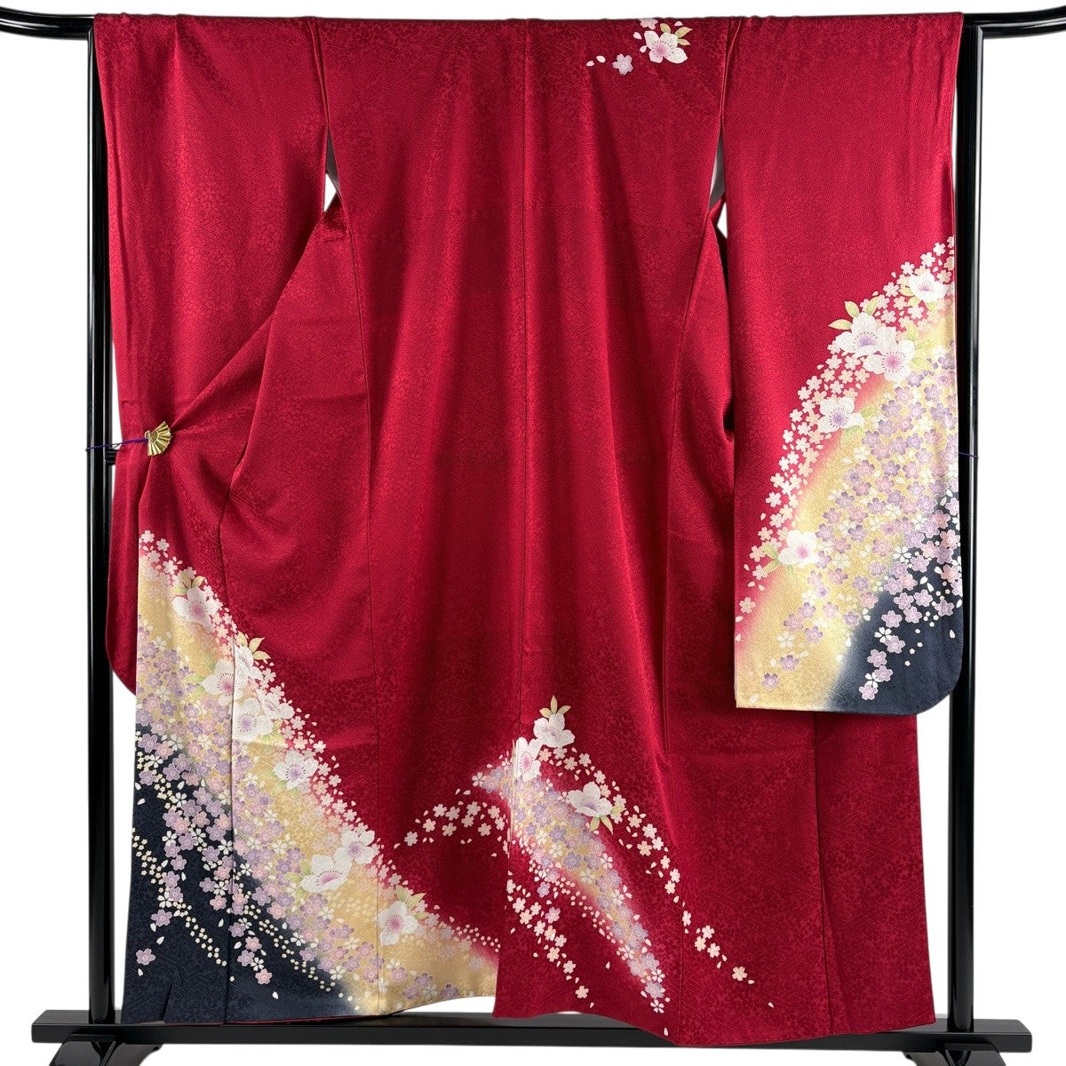 美品】 振袖 身丈157cm 裄丈66cm M 袷 桜 桜の花びら 染め分け 金彩 赤