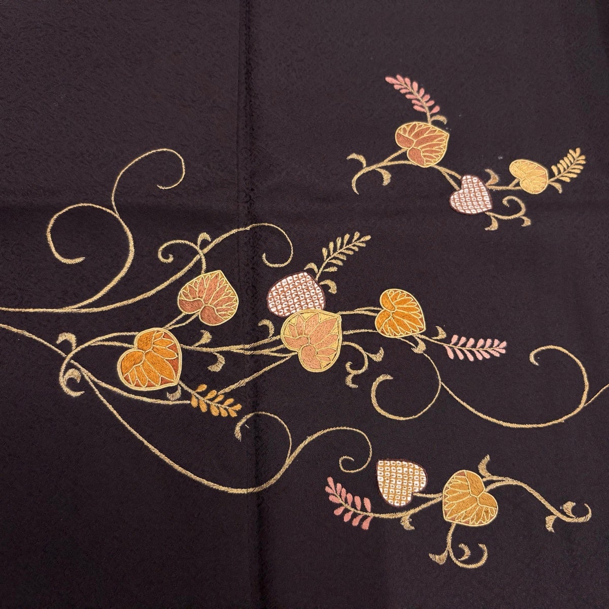 付下げ 身丈161cm 裄丈68cm L 袷 葵 刺繍 金糸 濃紫 正絹 名品 一つ紋