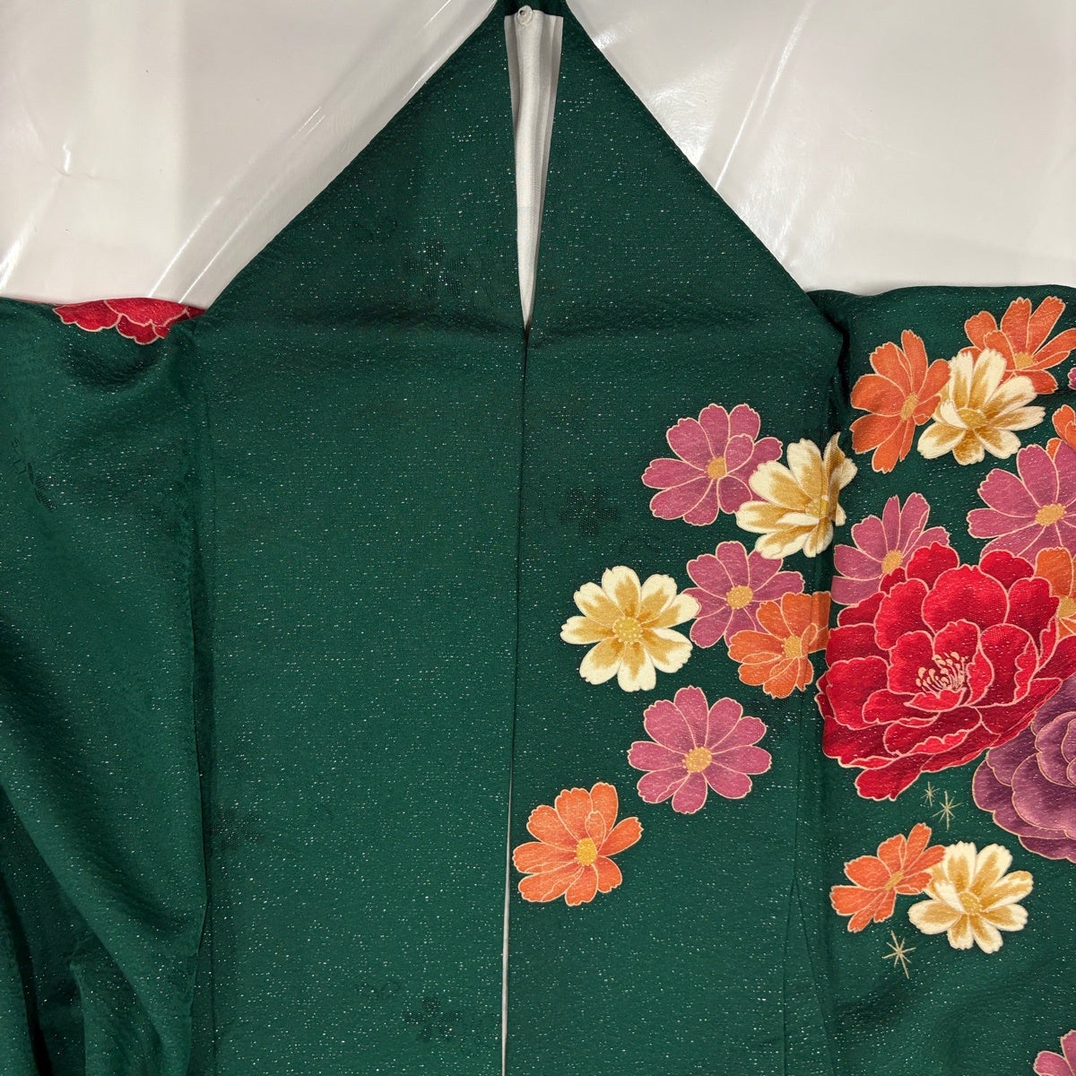 美品】 振袖 身丈161.5cm 裄丈64cm M 袷 草花 地紋 銀通し 刺繍 深緑