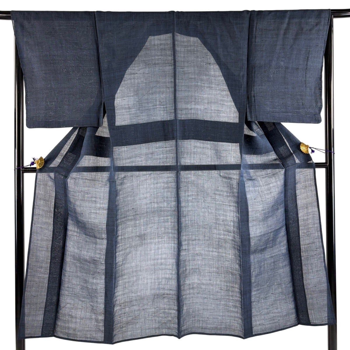 美品】 男着物 身丈141.5cm 裄丈66cm M 薄物 夏紬 紺色 正絹 秀品