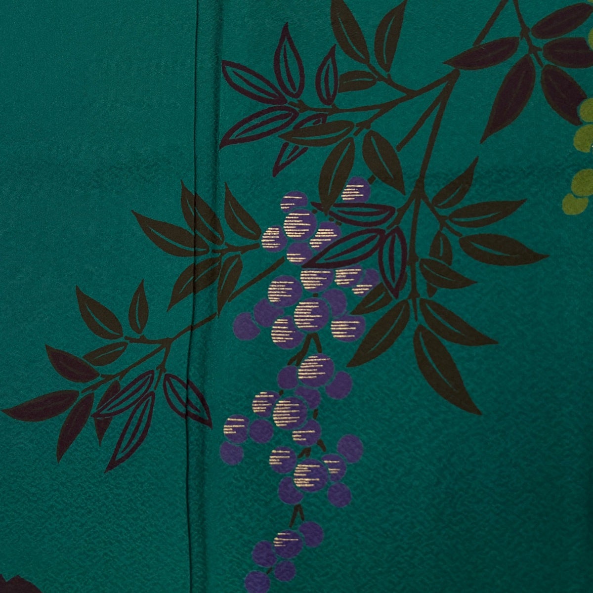 振袖 身丈168cm 裄丈70.5cm L 袷 桜 葉と実 金彩 緑 正絹 秀品｜中古
