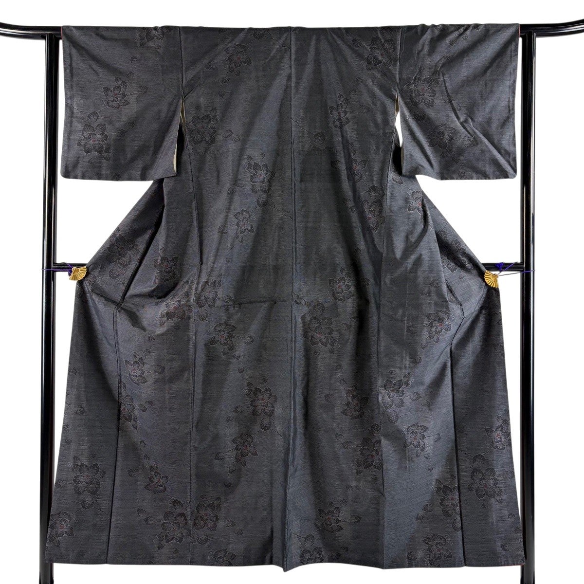 美品】 大島紬 身丈154cm 裄丈62cm S 袷 証紙あり 枝花 墨色 正絹 秀品