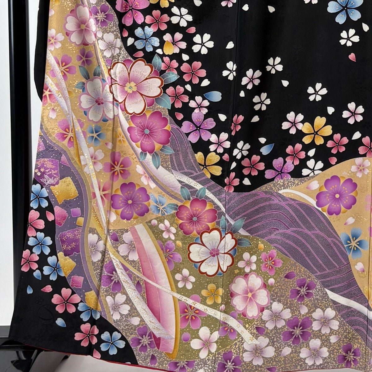美品】 振袖 身丈161.5cm 裄丈65.5cm M 袷 桜 銀糸 金銀彩 黒 正絹
