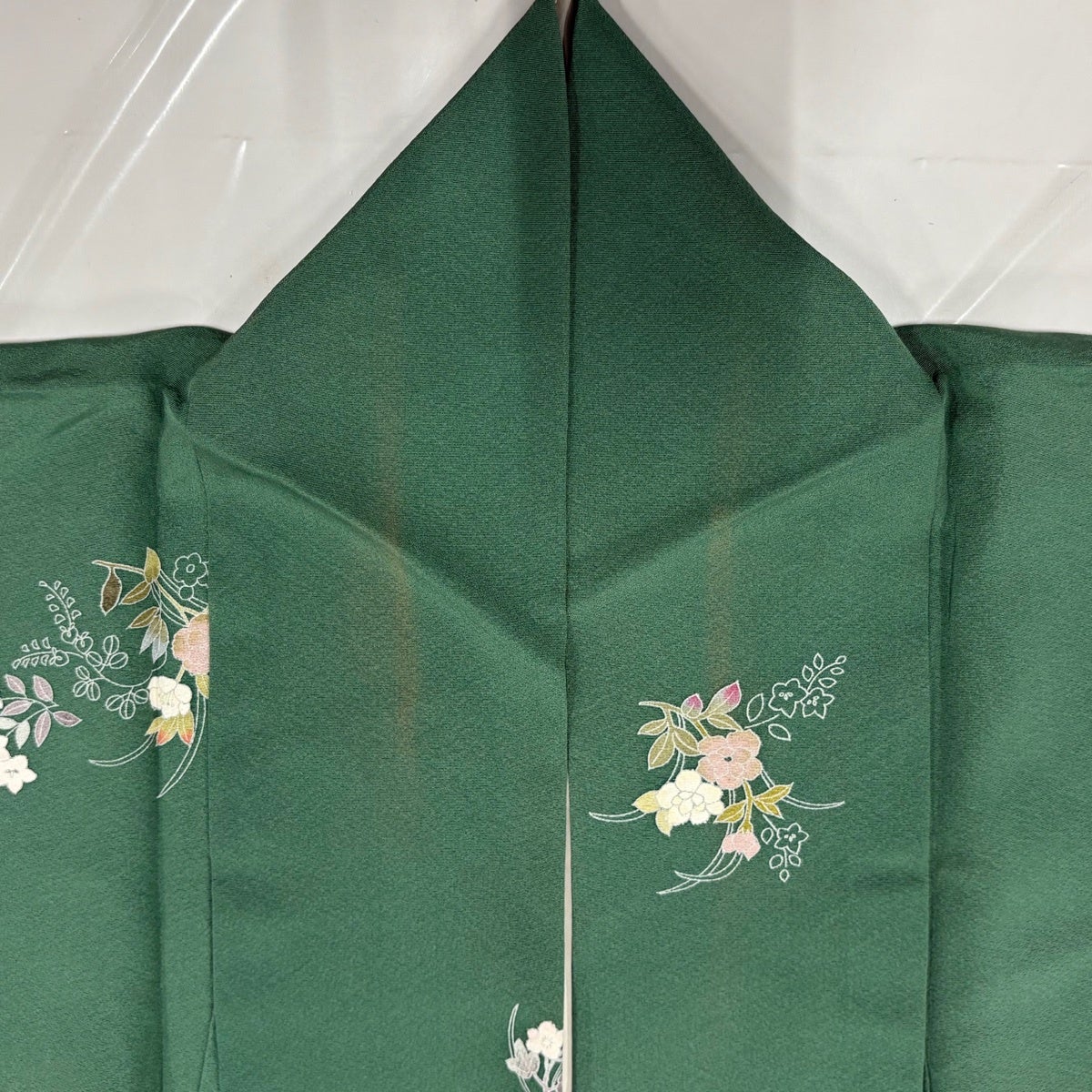 小紋 身丈167cm 裄丈67cm M 袷 百貫石峰 落款あり 草花 緑 正絹 名品