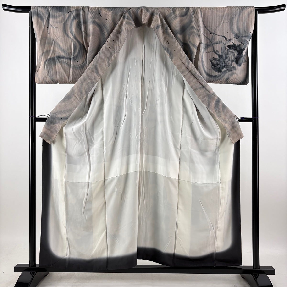 付下げ 身丈155.5cm 裄丈65.5cm M 袷 風神雷神 薄小豆 正絹 名品｜中古
