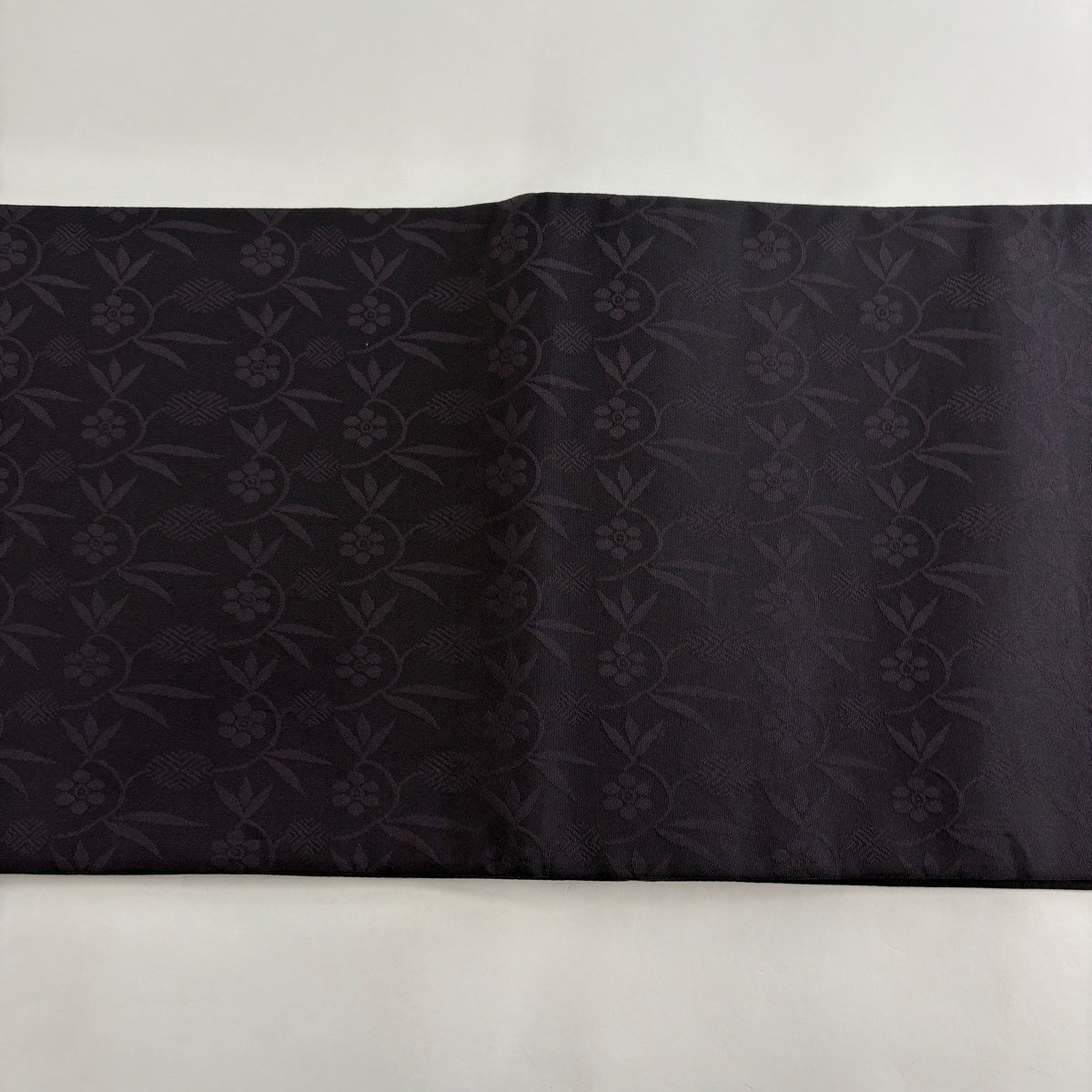 美品】 袋帯 名品 桜 梅 金糸 唐織 濃紫 六通 正絹｜中古・古着